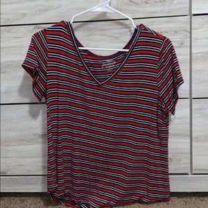 rue 21 red blue and white tee